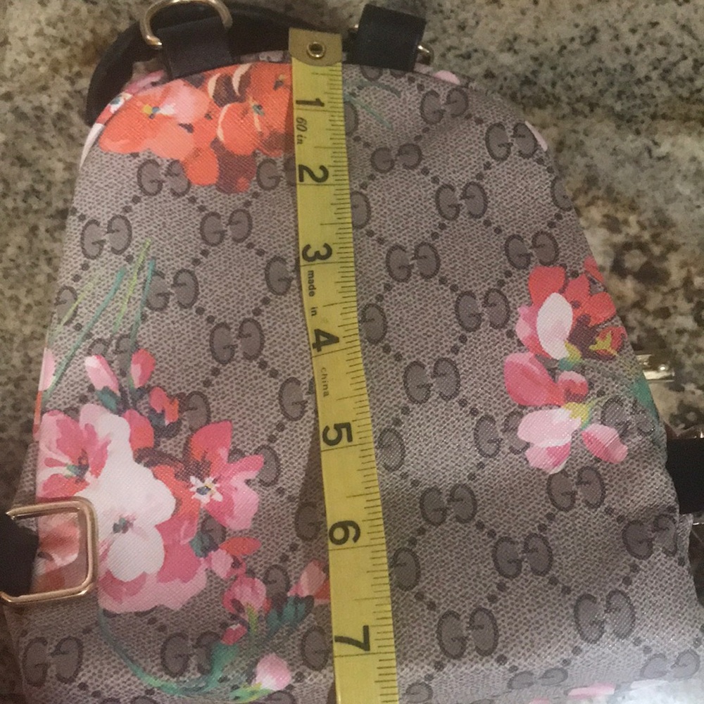 Mini Backpack 🎒 - Picture 10 of 15